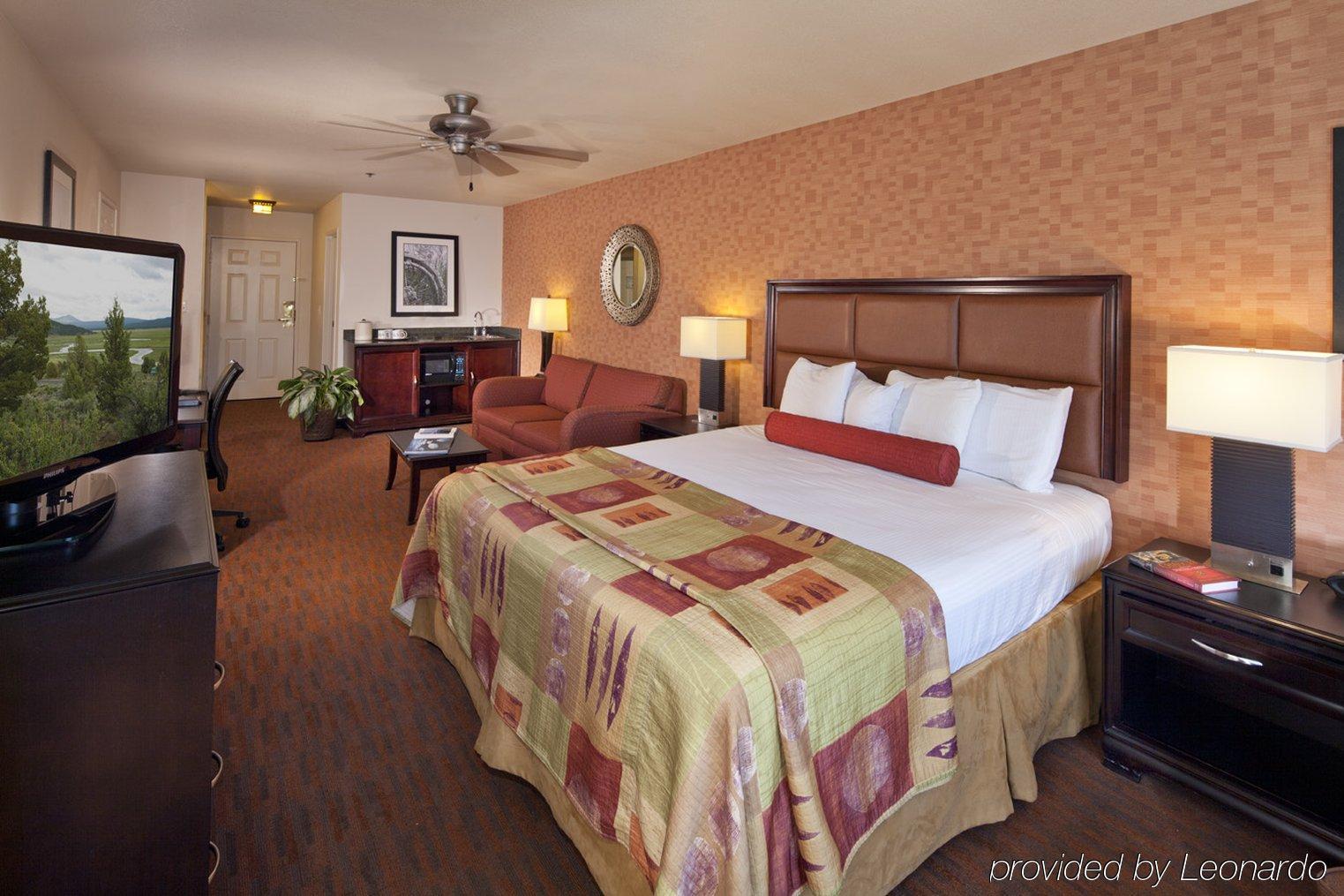Granzella'S Inn Уилямс Екстериор снимка
