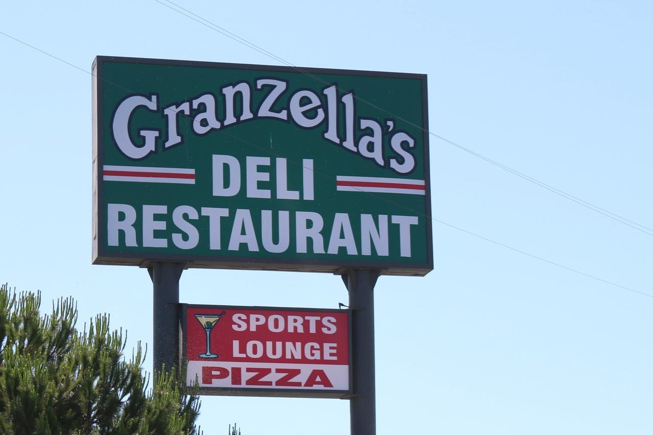Granzella'S Inn Уилямс Екстериор снимка